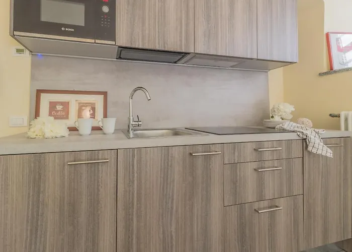 Tiny Duke Apartment Varenna