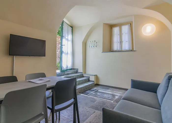 Tiny Duke Apartment Varenna